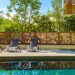 Lagrange Millenaire Aparthotel
