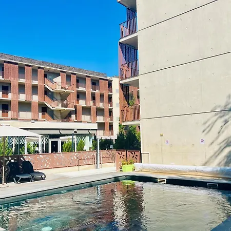 Lagrange Millenaire 3*
