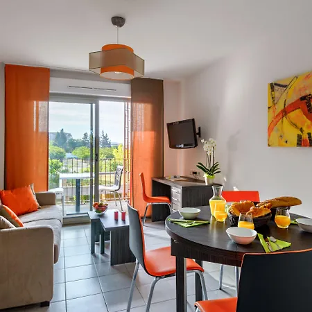 Lagrange Millenaire 3*