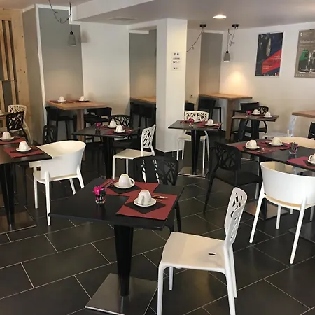 Lagrange Millenaire 3*
