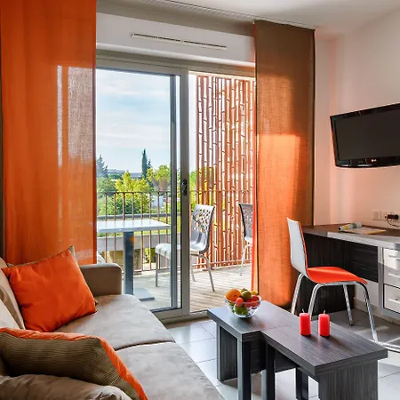 Ξενοδοχείο με διαμερίσματα Lagrange Millenaire 3*