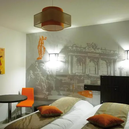 Lagrange Millenaire 3*
