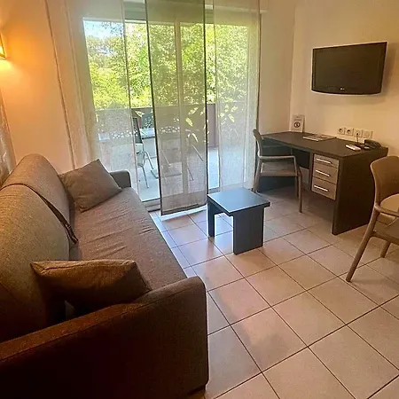 Lagrange Millenaire 3*