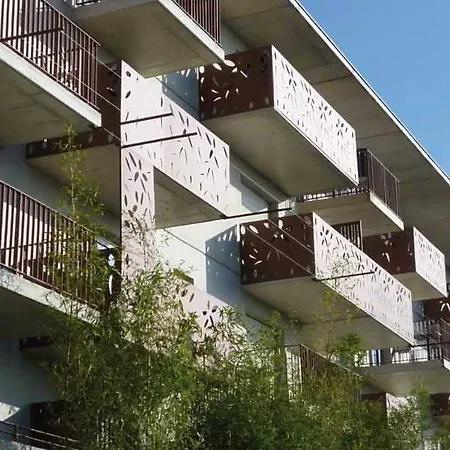 Lagrange Millenaire Aparthotel